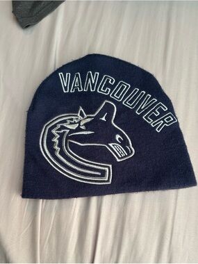 Vancouver Canucks Navy Knit Beanie